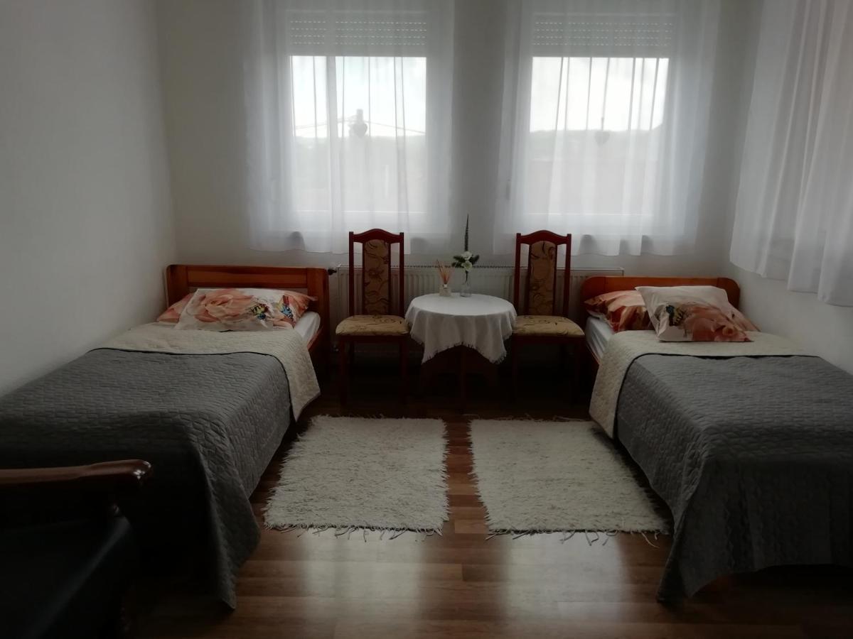 Vadásztanya Fogadó Apartman Egerszalók Kültér fotó